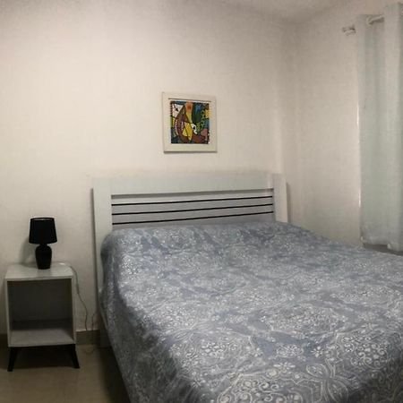 Апартаменти Apartamento 3 Quartos Cabo Frio Praia Do Forte Екстер'єр фото